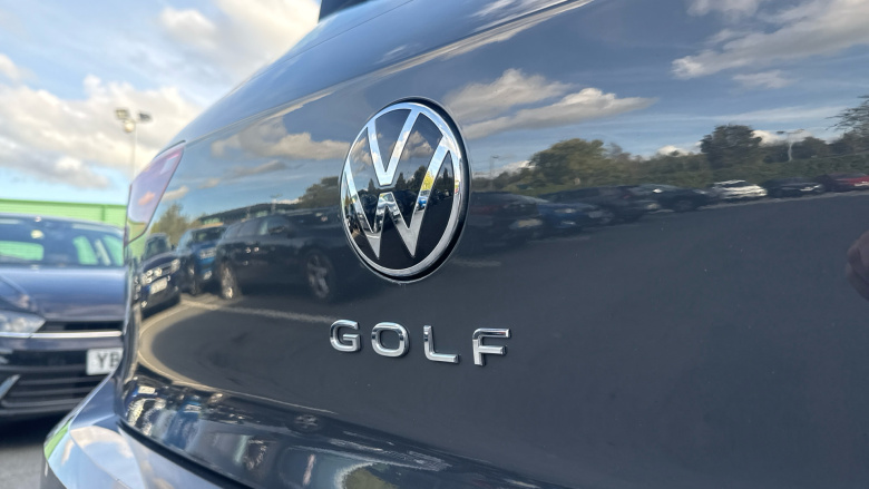 Volkswagen Golf 1.5 TSI Life 5dr Petrol Hatchback